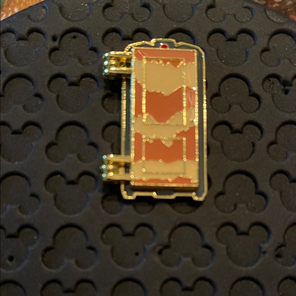 Loungefly Gold and Red Enamel Pin - Picture 1 of 3